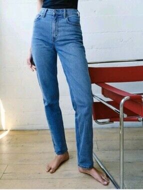 Abercrombie The 90s Slim Straight Ultra High Rise Jeans 30/10 Dark Wash Stretch